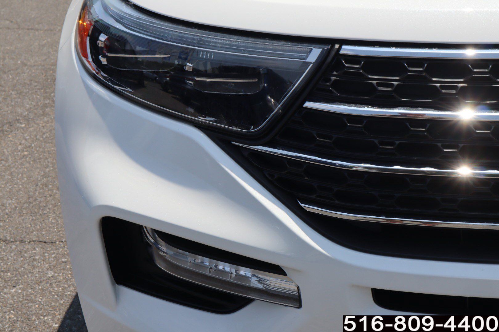 Used 2022 Ford Explorer XLT w/ Equipment Group 202A AWD/4WD image 12