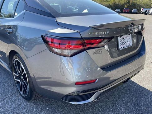 Used 2024 Nissan Sentra SR image 11