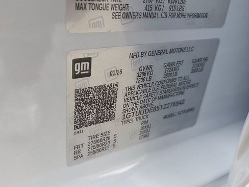 New 2026 GMC Sierra 1500 SLT image 4