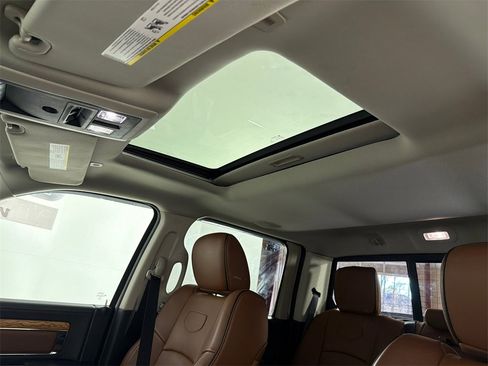 Used 2017 RAM 1500 Laramie Longhorn image 2