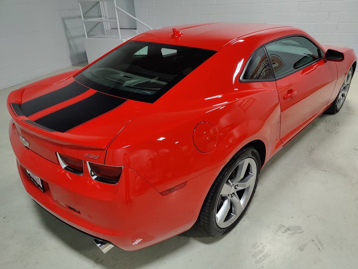 Used 2012 Chevrolet Camaro SS w/ RS Package RWD image 8