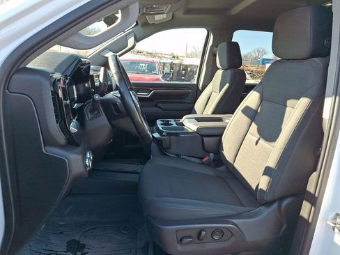 Used 2024 GMC Sierra 2500 SLE w/ SLE Convenience Package AWD/4WD image 2