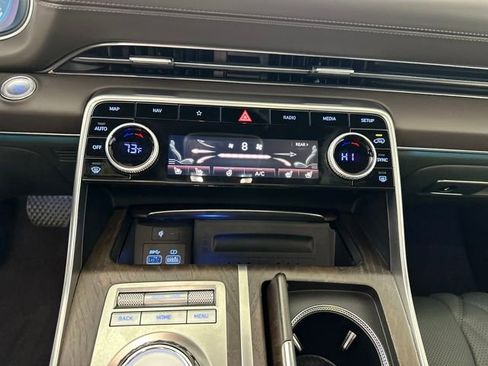 Used 2023 Genesis GV80 3.5T Advanced + w/ Prestige Matte Package image 23