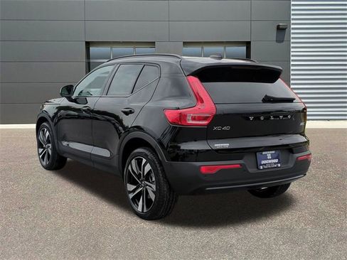 New 2026 Volvo XC40 B5 Plus w/ Protection Package Premier image 5