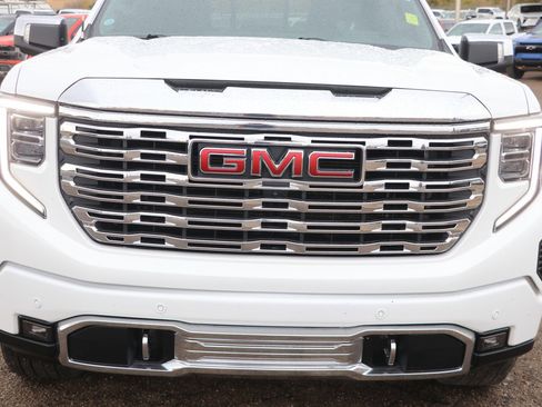Used 2024 GMC Sierra 1500 Denali w/ Denali Reserve Package image 2