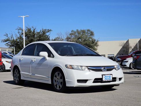 Used 2011 Honda Civic LX image 3