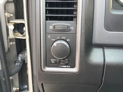 Used 2013 RAM 1500 Tradesman w/ PWR & Remote Entry Group AWD/4WD image 12