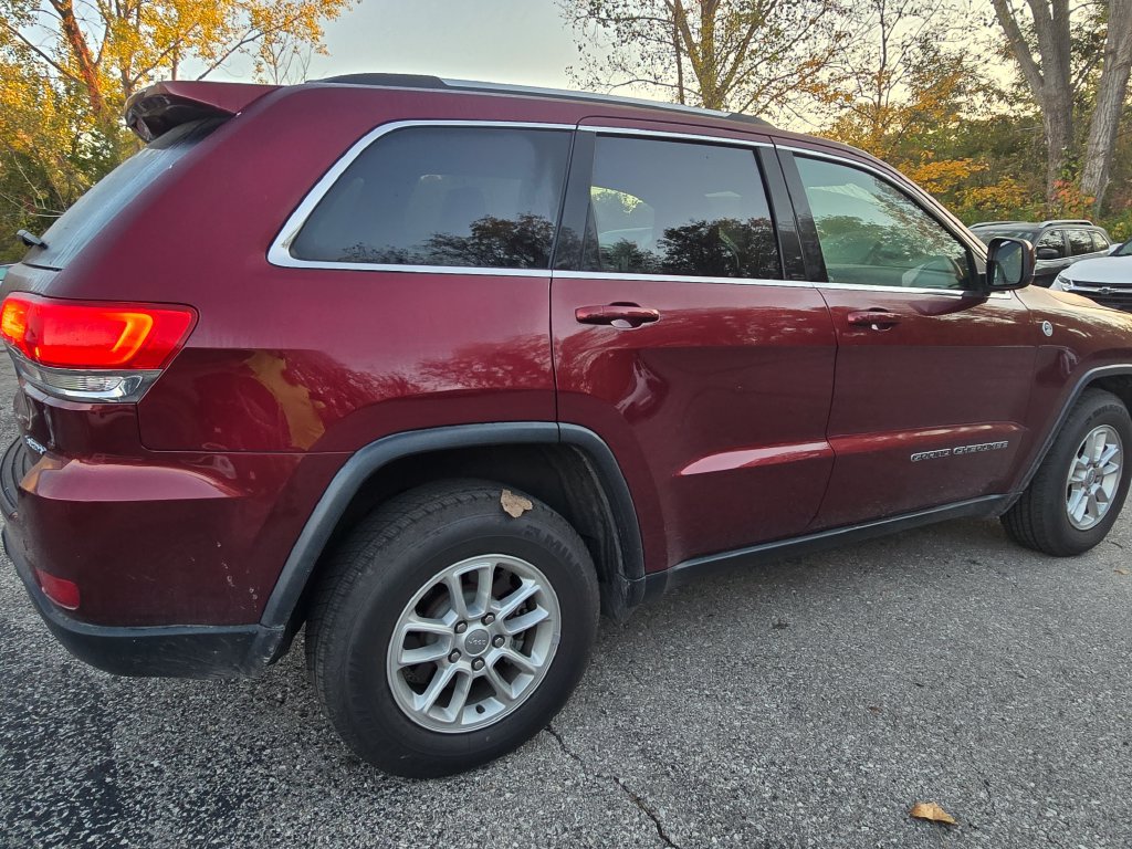 Used 2018 Jeep Grand Cherokee Laredo AWD/4WD image 8