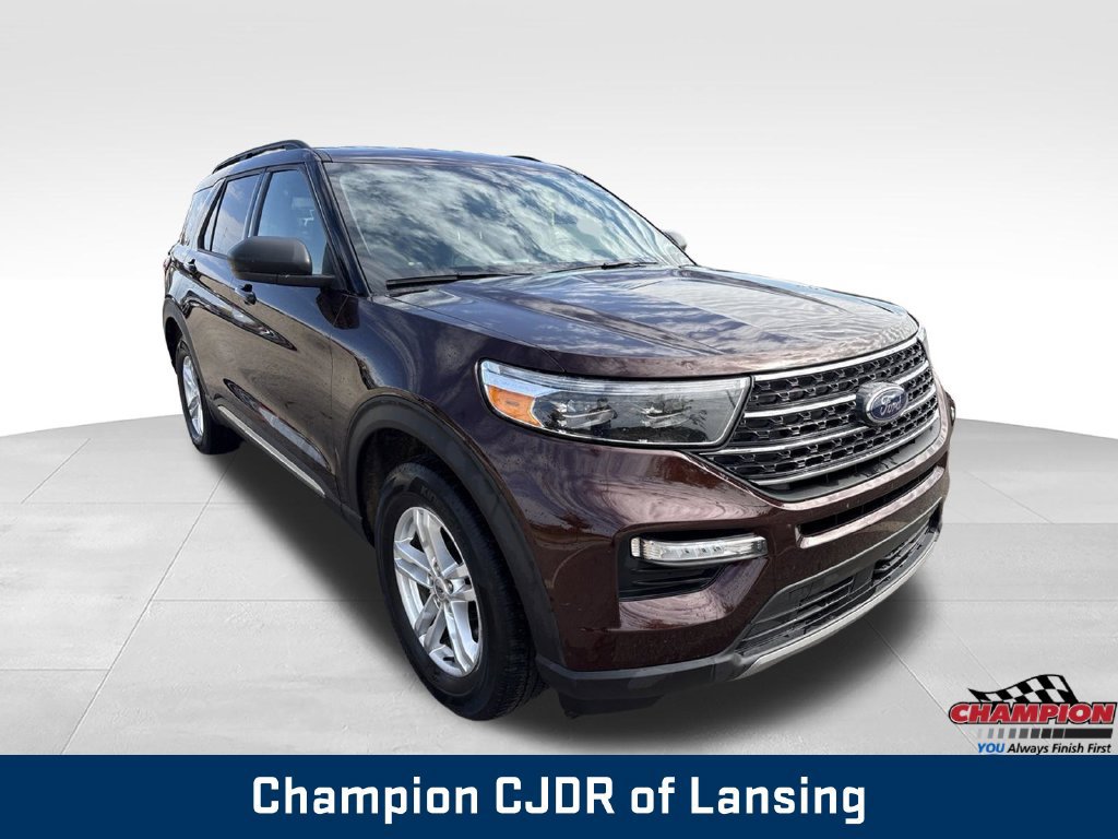 Used 2020 Ford Explorer XLT w/ Equipment Group 202A AWD/4WD image 8