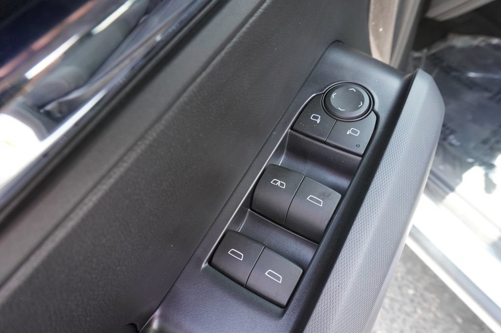 New 2026 GMC Canyon Elevation w/ Convenience Package RWD image 17