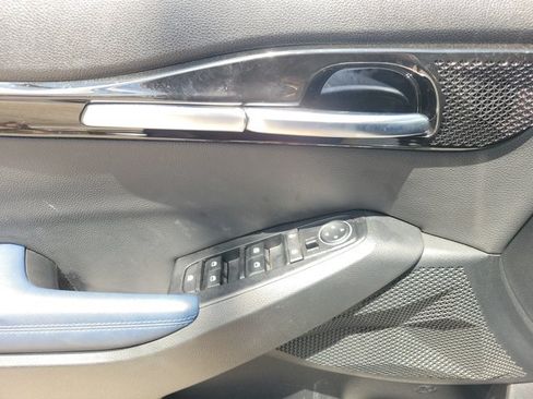 Used 2024 Kia Seltos S FWD image 8