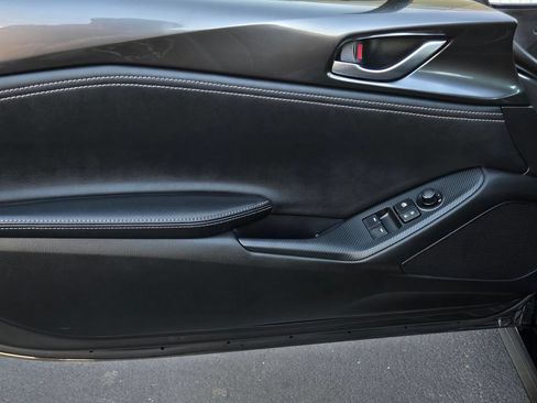 Certified 2025 MAZDA MX-5 Miata Grand Touring RWD image 11