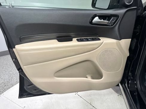 Used 2021 Dodge Durango SXT AWD/4WD image 9