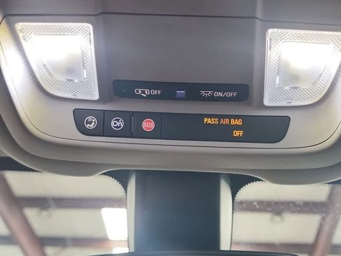 Used 2018 Chevrolet Equinox LT image 28