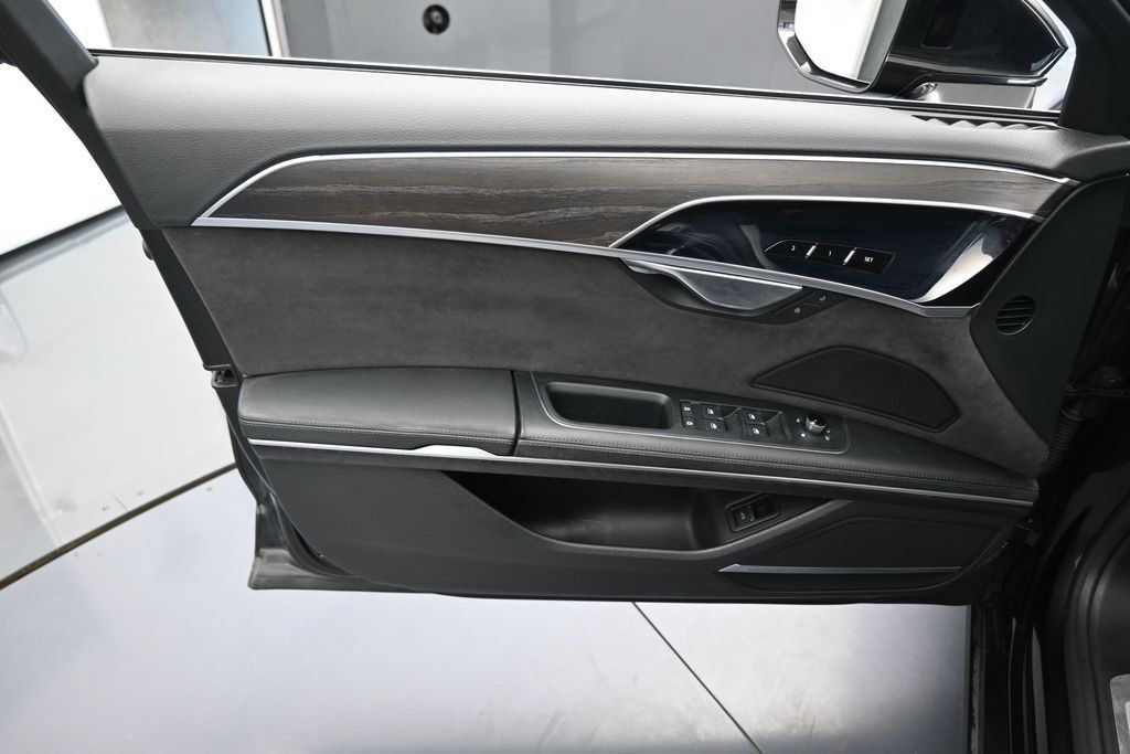 Used 2019 Audi A8 L 3.0T w/ Executive Package AWD/4WD image 13