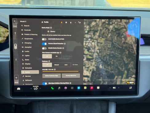 Used 2023 Tesla Model X AWD/4WD image 28