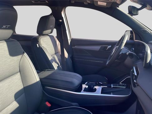 New 2026 Buick Enclave Sport Touring w/ Power Package image 16