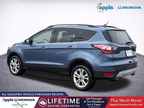 Used 2018 Ford Escape SE w/ SE Sync 3 Package AWD/4WD image 4