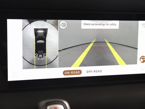 Used 2023 Land Rover Defender 110 S image 10