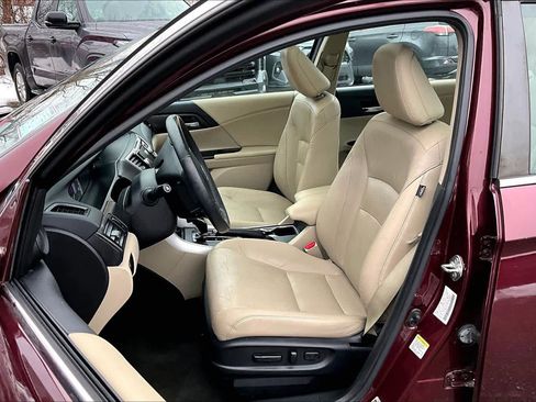 Used 2015 Honda Accord EX-L image 8