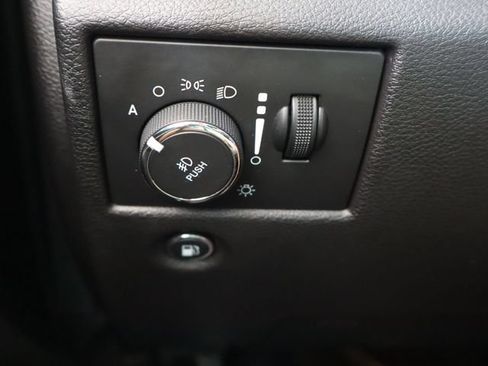 Used 2020 Jeep Grand Cherokee High Altitude AWD/4WD image 29