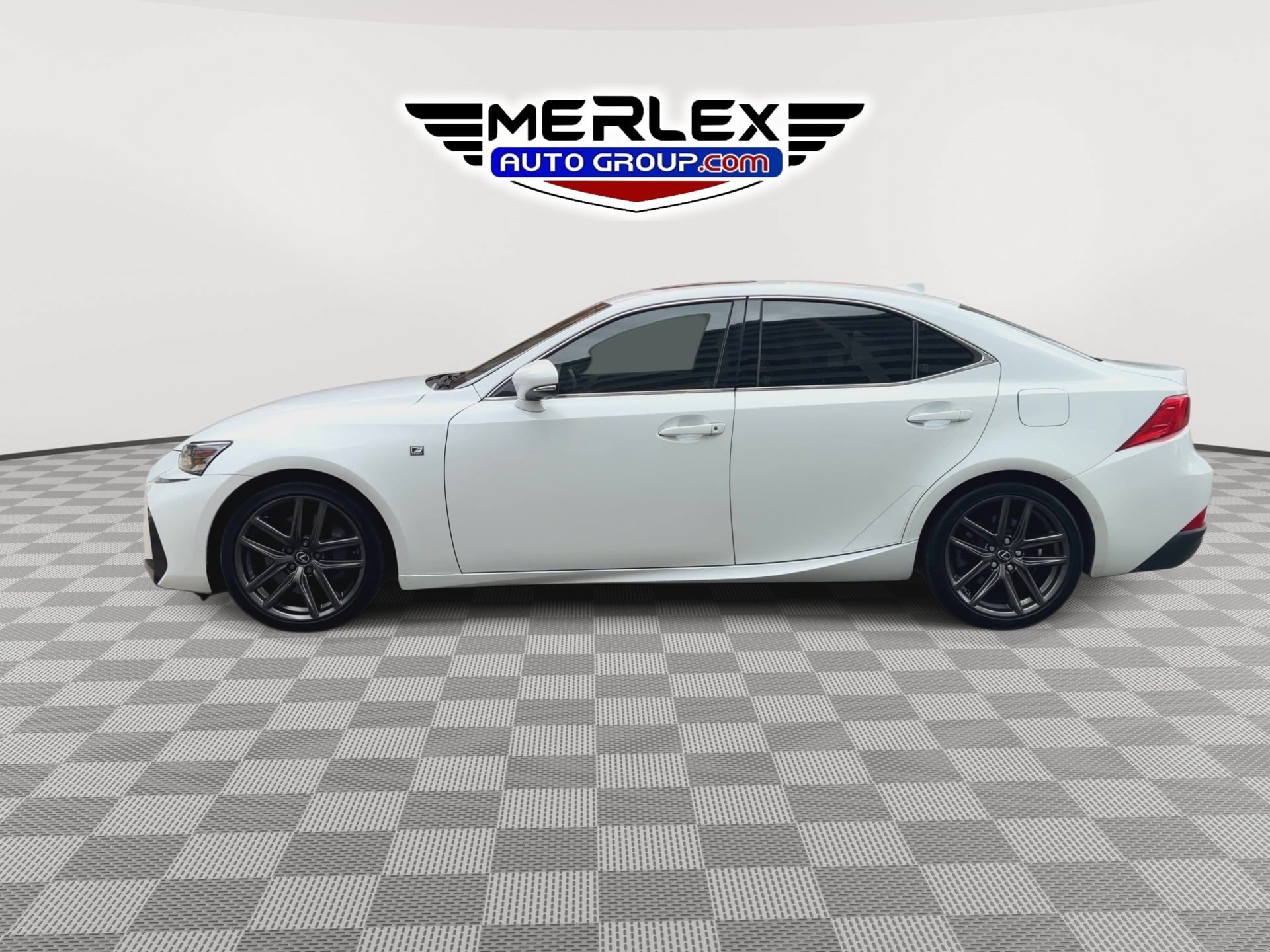 Used 2018 Lexus IS 300 F Sport w/ F Sport Package RWD image 5