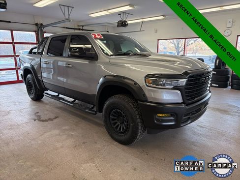 Used 2025 RAM 1500 Laramie image 1