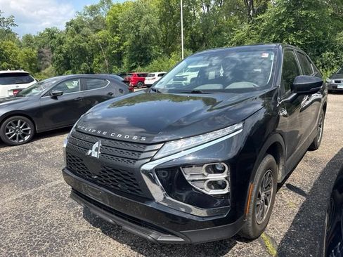 Used 2023 Mitsubishi Eclipse Cross ES AWD/4WD image 4