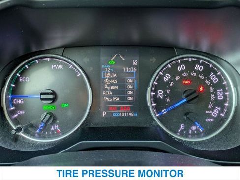 Used 2020 Toyota RAV4 LE image 16