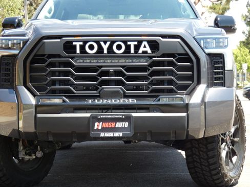 Used 2024 Toyota Tundra Limited w/ TRD Off-Road Package AWD/4WD image 17