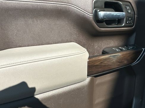 Certified 2021 GMC Sierra 1500 SLT w/ X31 Off-Road Package image 11