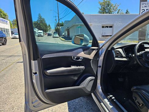 Used 2023 Volvo XC90 T8 Ultimate w/ Protection Package Premier AWD/4WD image 20
