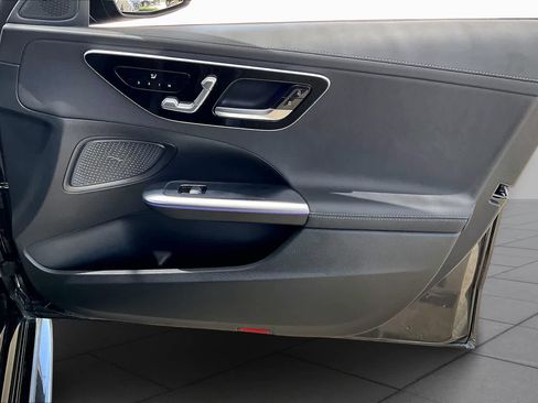 Used 2023 Mercedes-Benz C 300 Sedan image 21