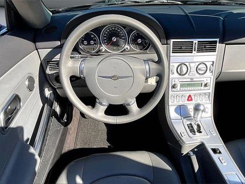 Used 2005 Chrysler Crossfire Limited image 9