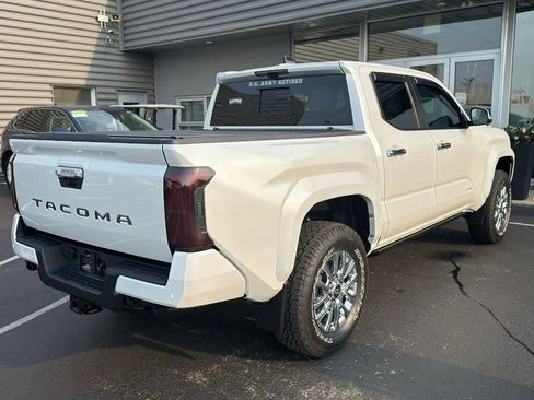 Used 2026 Toyota Tacoma Limited AWD/4WD image 5