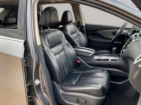 Used 2020 Nissan Murano SL w/ Moonroof Package AWD/4WD image 9