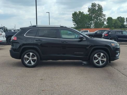 Used 2021 Jeep Cherokee Limited AWD/4WD image 2