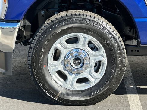 New 2026 Ford F250 XLT w/ XLT Premium Package AWD/4WD image 24