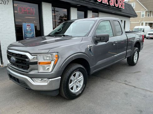 Used 2021 Ford F150 XLT w/ Trailer Tow Package AWD/4WD image 2
