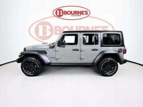 Used 2023 Jeep Wrangler Unlimited w/ Cold Weather Group image 6