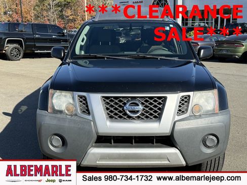 Used 2015 Nissan Xterra S image 9