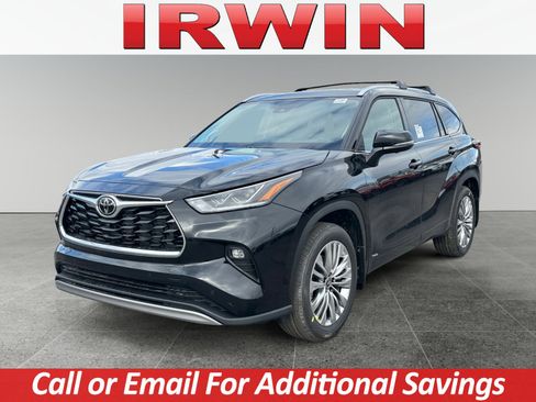 New 2026 Toyota Highlander Platinum AWD/4WD image 1