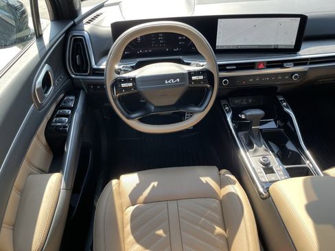 New 2026 Kia Sorento SX Prestige w/ Olive Brown Leather Package image 25