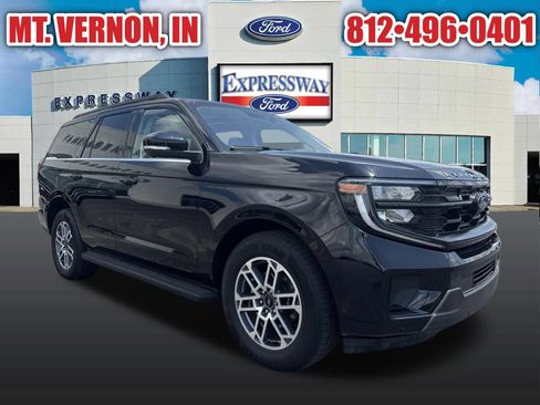 Used 2025 Ford Expedition Active RWD image 11