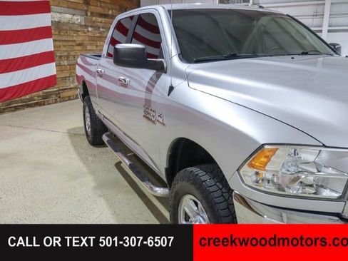 Used 2015 RAM 2500 SLT AWD/4WD image 30