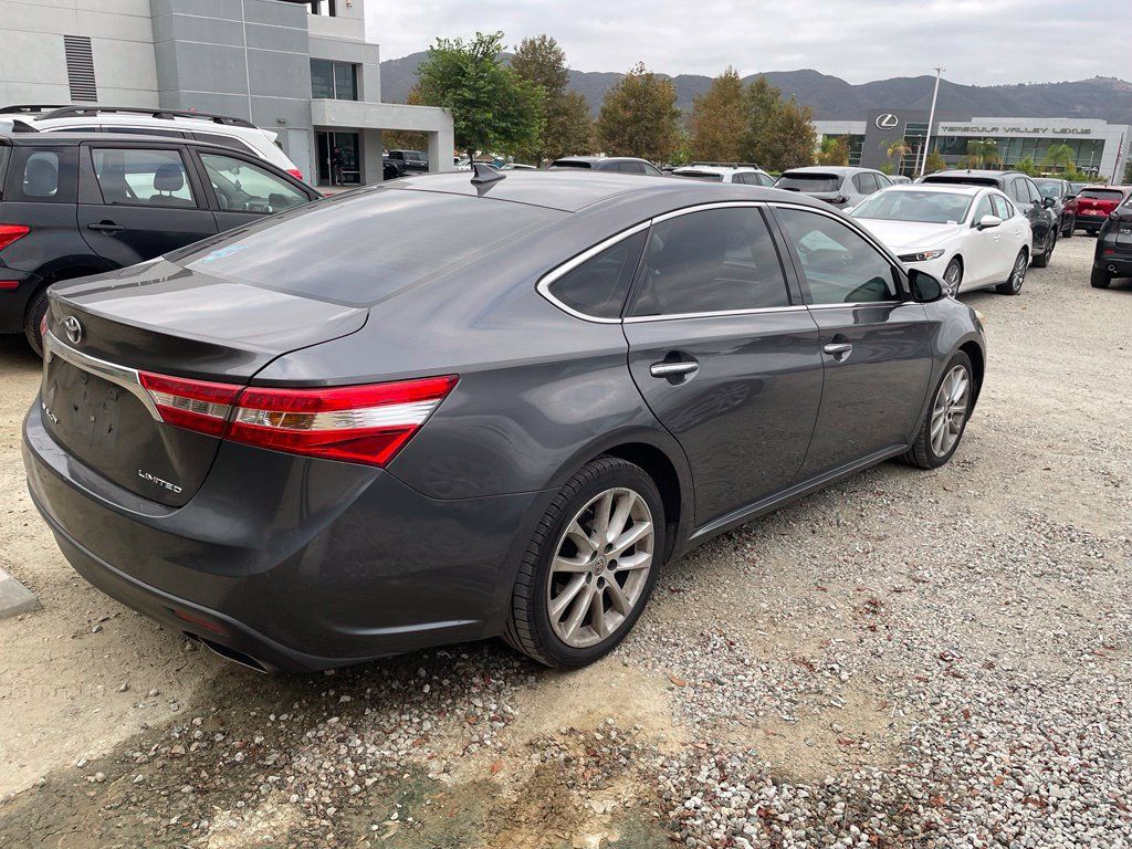 Used 2013 Toyota Avalon Limited FWD image 9