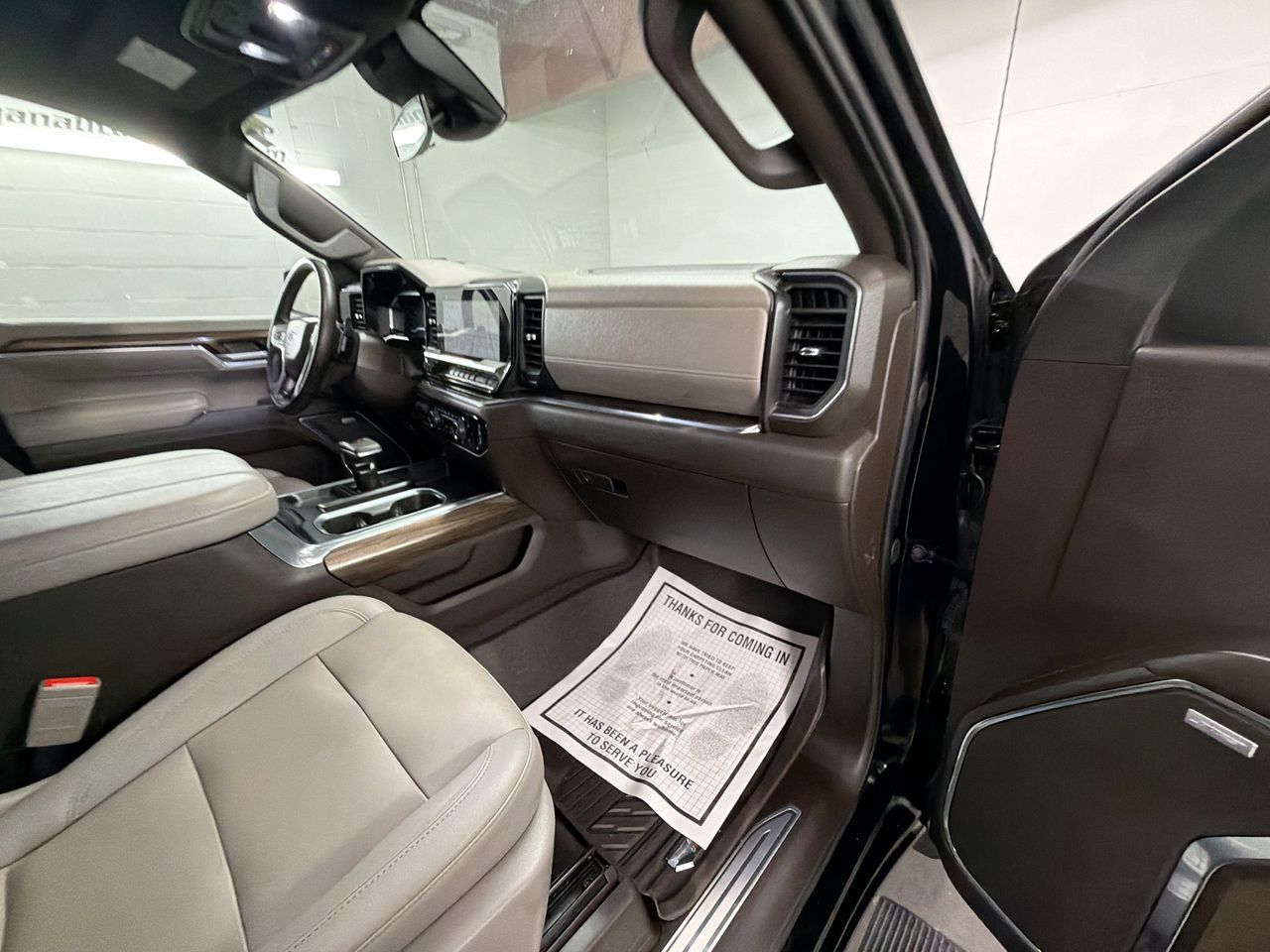 Certified 2024 Chevrolet Silverado 1500 LT Trail Boss w/ Convenience Package II AWD/4WD image 29