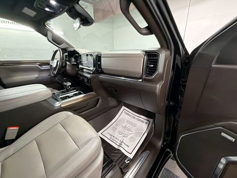 Certified 2024 Chevrolet Silverado 1500 LT Trail Boss w/ Convenience Package II AWD/4WD image 29