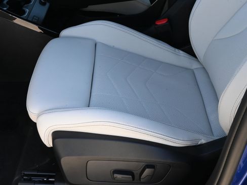 New 2026 BMW X1 xDrive28i w/ M Sport Package AWD/4WD image 27