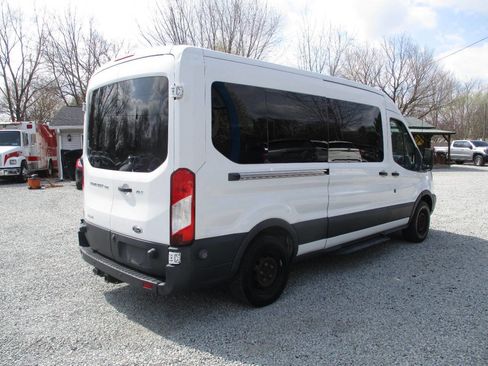 Used 2016 Ford Transit 350 XLT RWD image 5